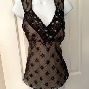 Nine & Co.  sleeveless top.